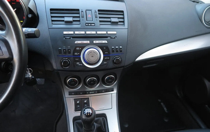 Mazda 3 cena 23800 przebieg: 199000, rok produkcji 2010 z Rogoźno małe 781